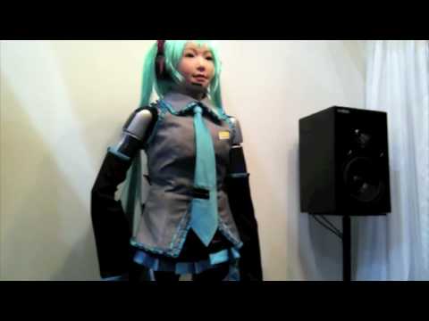 Robô Cantora - Conheça a VocaLoid HRP-4C